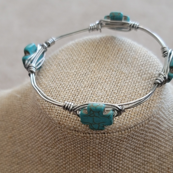 Handmade Wire Wrapped turquoise stone crosses. - Picture 2 of 4